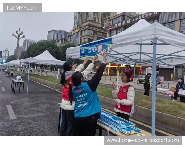 马拉松沿途志愿者集体爆发救援，让赛事温度翻倍